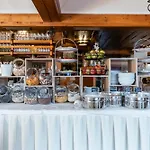 Hotel Dachstein 4*