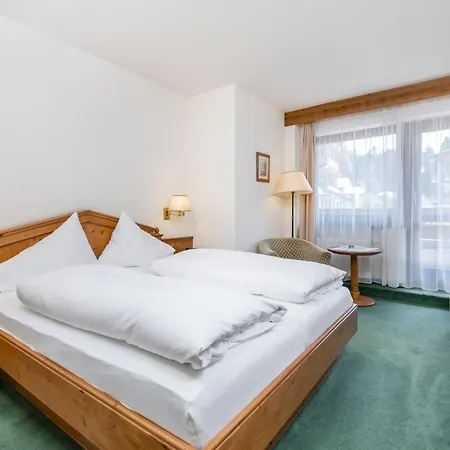 Dachstein Hotel 4*
