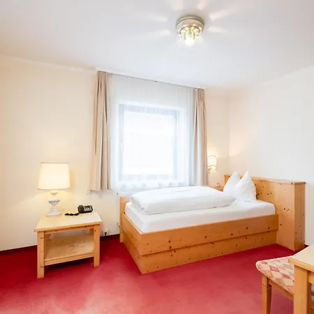 Dachstein 4* فيلزموس
