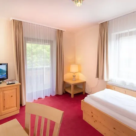 Hotel Dachstein 4*